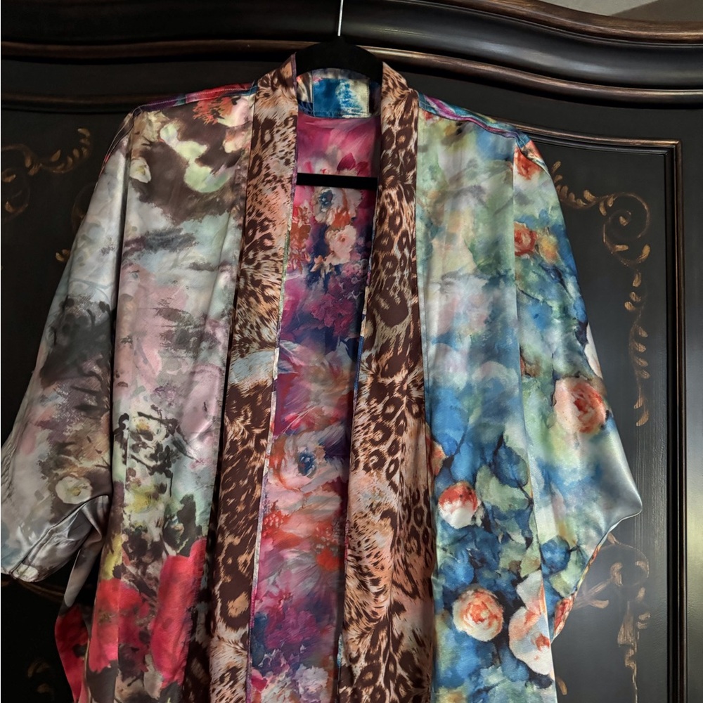 Colorful Floral Kimono Jacket reversible - Picture 4 of 11